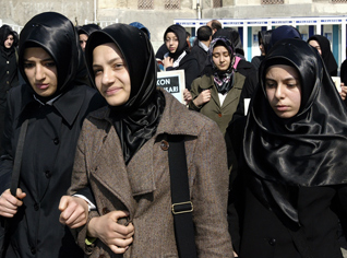 Biometric passport: “The fatwa or religious decree of Cheikh Ali Ferkous”