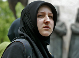 Algerian imams against taking off the veil in biometrics documents