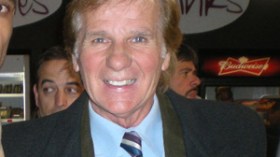 أعتذر‭ ‬لكم‭ ‬عن‭ ‬سذاجات‭ ‬مارادونا‭ ‬فهو‭ ‬إنسان‭ ‬مجنون‭ ‬