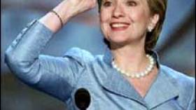 كلينتون باقية في السباق ومكين يعلن أنه مرشح الحزب الجمهوري