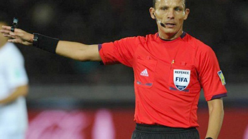 حيمودي يؤجل اعتزال التحكيم إلى ما بعد كأس إفريقيا 2015