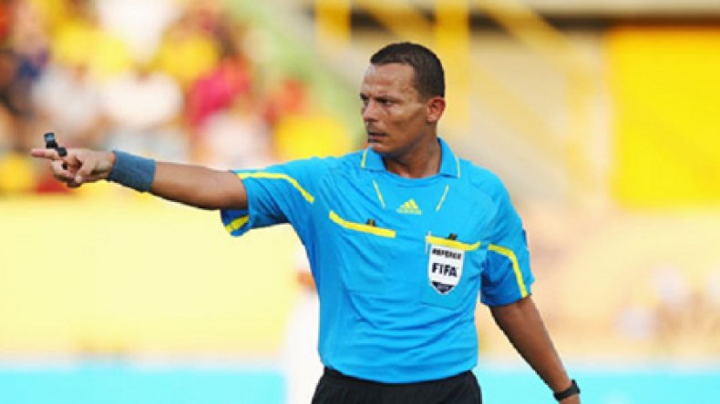 حيمودي، ايتشعلي والمغربي عشيق ممثلو الصافرة العربية والافريقية في مونديال الأندية