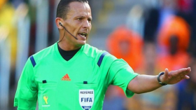 أتمنى تألق عبيد شارف وإتشعلي في الغابون