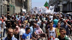 عام الكؤوس وسجن اللصوص واسترجاع “الفلوس”