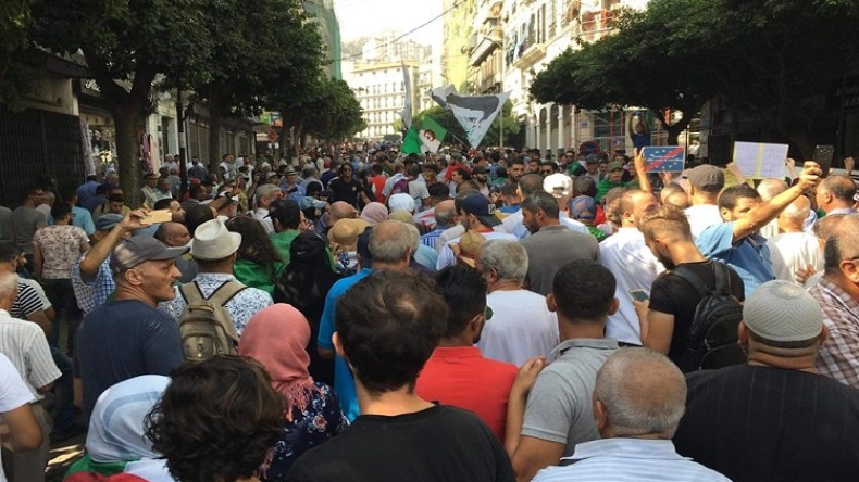 “لا نريد تدخلكم أيها الأجانب.. زيتنا في دقيقنا”