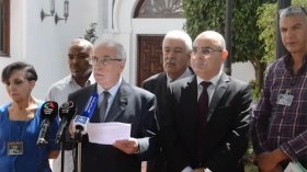 لجنة الحوار تلتقي الأربعاء بـ”بعض فواعل الحراك”