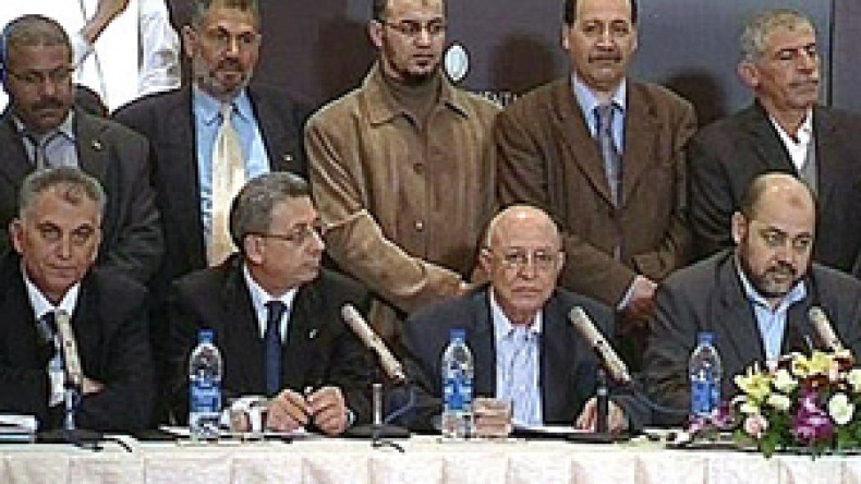 تأجيل الجولة الأخيرة للحوار الفلسطيني إلى ما بعد عيد الفطر