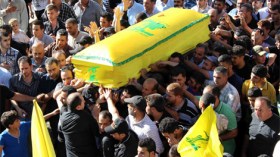 اغتيال قيادي في حزب الله أمام منزله بلبنان