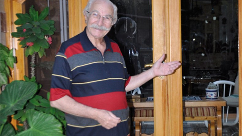 للأسف وطني يدمر بأيادٍ عربية …!!!