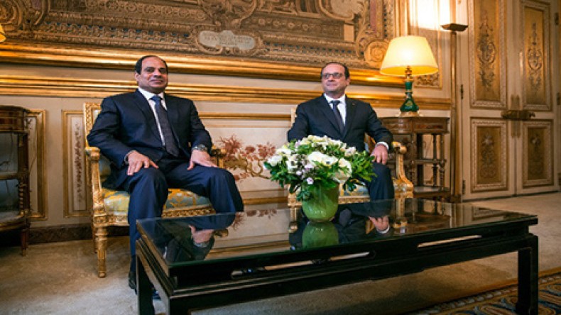 هولاند: الإرهاب يضرب مصر ويجب أن نتحرك لمواجهته