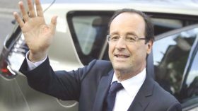 هولاند يتسلم رسميا مهامه رئيسا للجمهورية الفرنسية