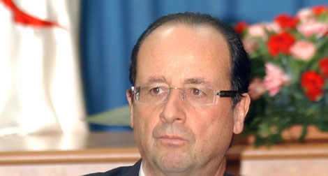 Hollande en visite de deux jours à Alger le 19 décembre