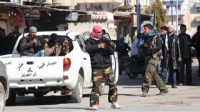 Syria forces attack Homs as Annan says civilians trapped