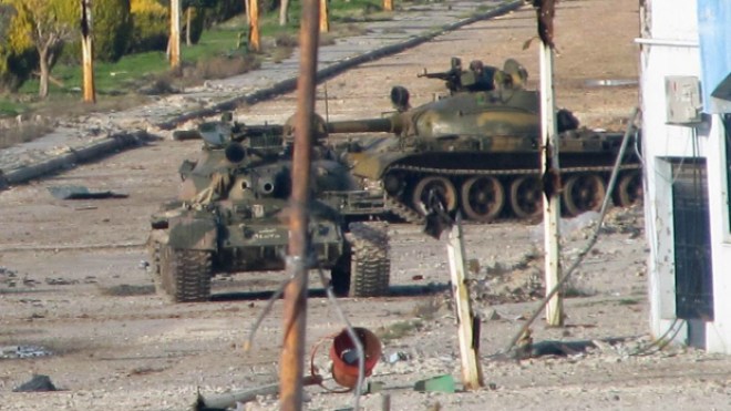 Syrian forces renew assault on Homs