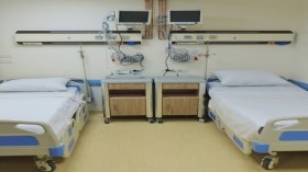 الموافقة على رفع التجميد عن إنجاز 3 مستشفيات بالعاصمة