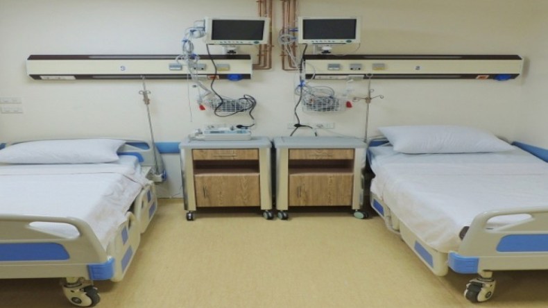 الموافقة على رفع التجميد عن إنجاز 3 مستشفيات بالعاصمة