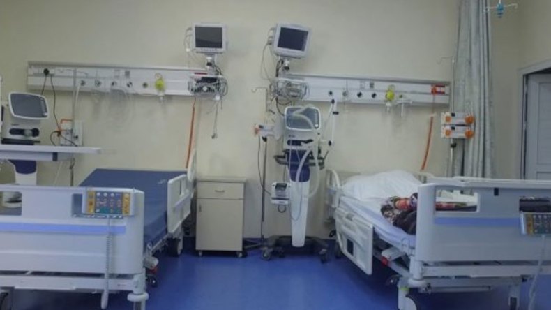 أول دفعة من المتعافين تغادر مستشفى الخروب في قسنطينة