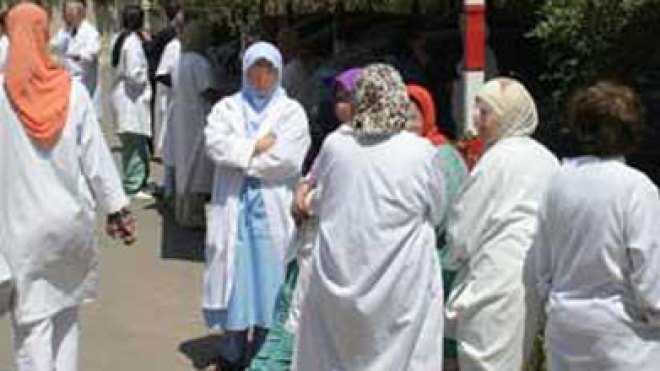 وزارة الصحة تشرع في خصم رواتب الأطباء المضربين