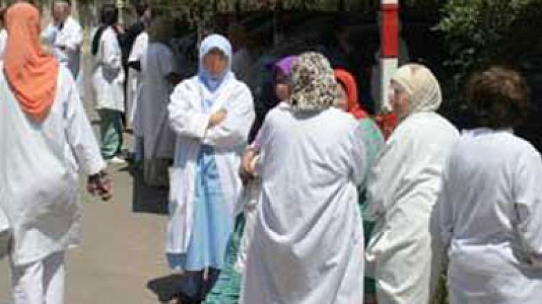 وزارة الصحة تشرع في خصم رواتب الأطباء المضربين