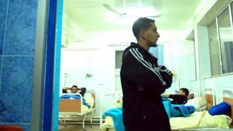 إدارات شاغرة.. مستشفيات خالية.. وخدمة مؤجلة لإشعار آخر