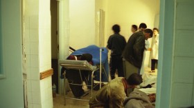 بعد الأطباء المقيمين.. إضراب عمال شبه الطبي يرعب المرضى