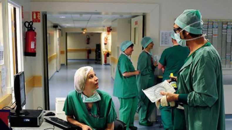 منحه والده كلية وهو يبحث عن طبيب يزرعها له