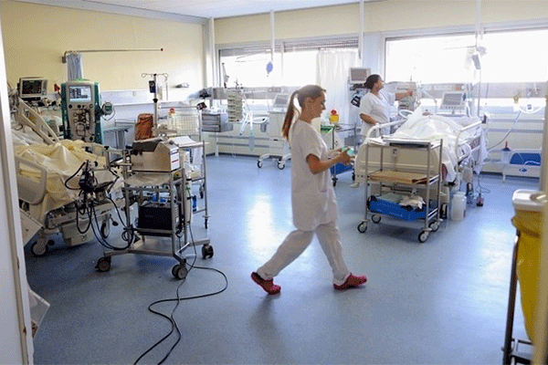 French Parliament Formally Authorizes Algerians To Benefit From Treatment In Paris Hospitals