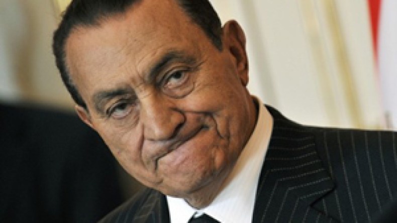 المصريون ينتظرون خطاب اعتذار من حسني مبارك
