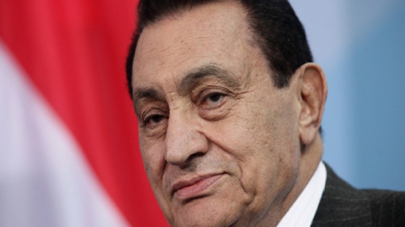 وزير العدل: العفو عن مبارك ممكن دستوريا عن طريق الاستفتاء