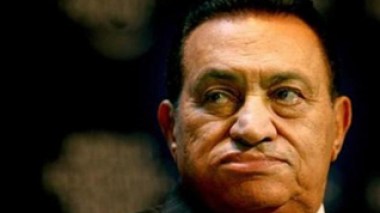 Égypte: les youyous et les félicitations des Algériens après l'annonce du départ de Moubarak