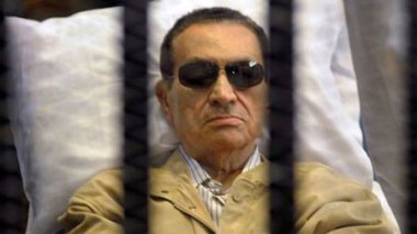 Egypte: le président déchu Moubarak, transféré à l'hôpital