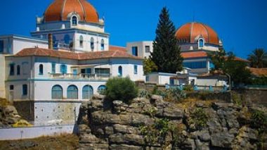 Algerian government allocates 20.000b dinars to ensure better health conditions