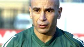 حسام حسن يقود أول صدام جزائري مصري قبل التصفيات