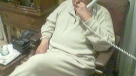 الحزب الحاكم في مصر وزّع وجبات ماكدونالد وعلب سجائر على المتظاهرين أمام  السفارة الجزائرية