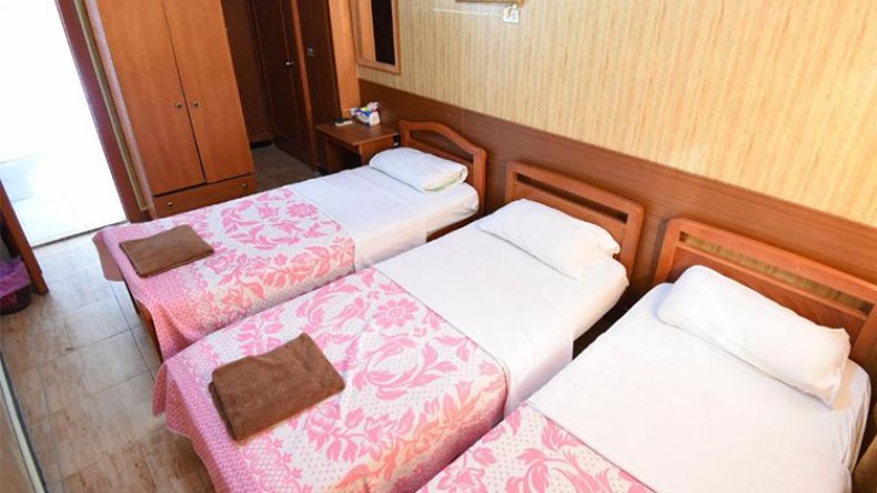 أصحاب المراقد يواصلون الاحتجاج لرفع الحجر عن نشاطهم بالعاصمة