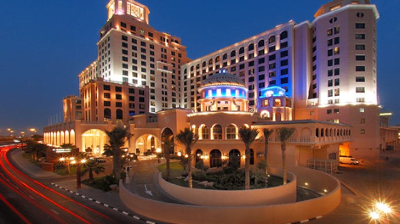 لجنة مستقلة لإعادة تصنيف الفنادق وغلق الخارجة عن القانون