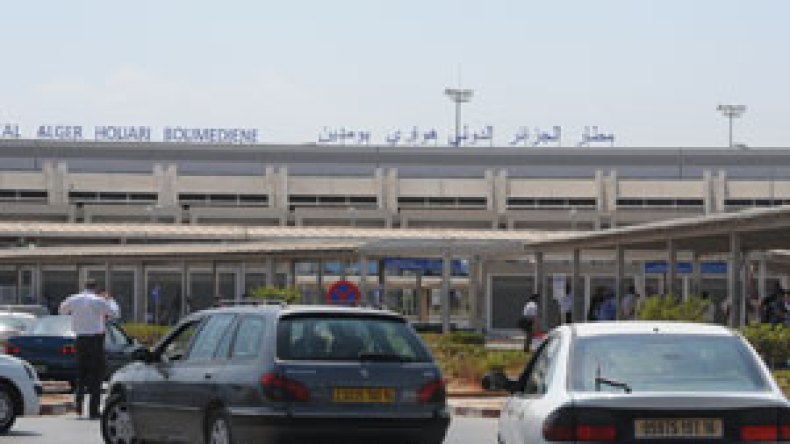 اختطاف طفل من والده بالتواطؤ مع جهات بمطاري الجزائر وبلجيكا