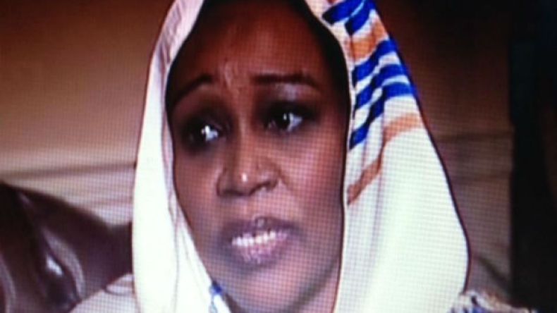 حملت همِّ اللاجئات وأسست مجموعة أمريكيات من أجل دارفور