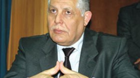 50 طالبا من تيارت يطالبون بتحويل دراستهم من مصر الى الجزائر أو بلد آخر