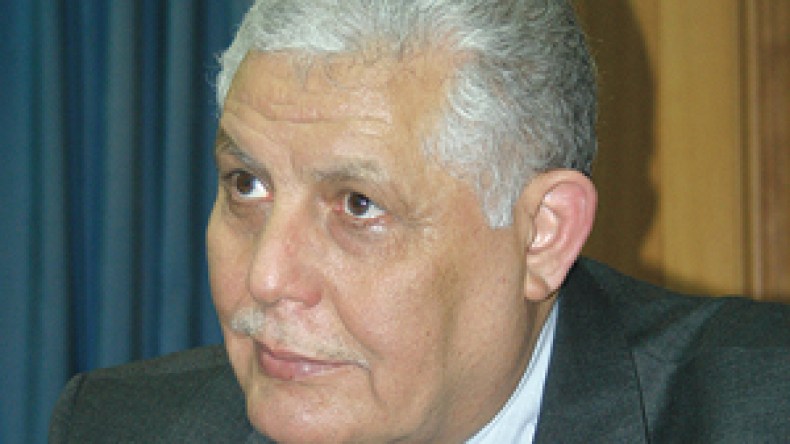 إلزام المشاركين في مسابقات التوظيف بدفع مبالغ ما بين 2500 و5000 دينار