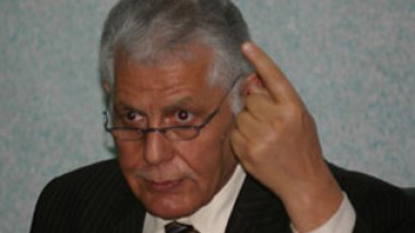 Algerian president Bouteflika orders the High Education Minister to apply LMD sytem