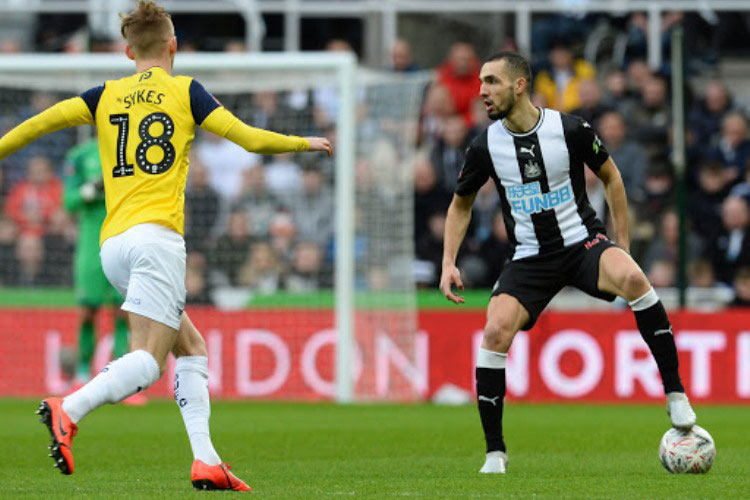 Newcastle United To Sign Nabil Bentaleb Over The Next Few Days