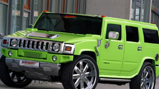 سيارات فاخرة تجتاح الأحياء الفقيرة وملاحقات من الإنتربول