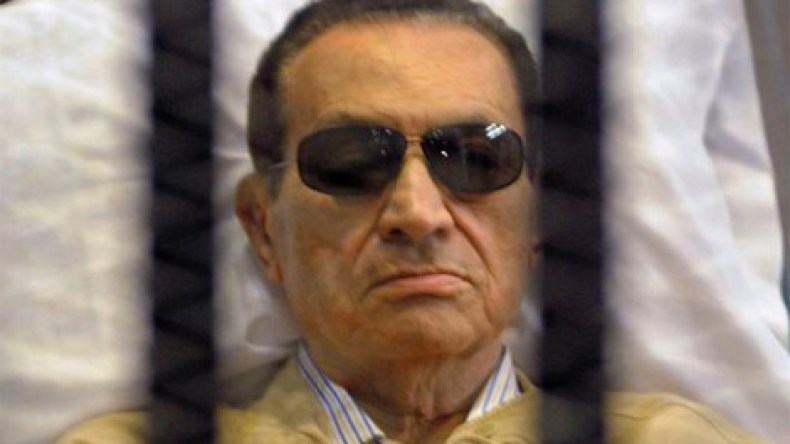 سويسرا تمدد تجميد أرصدة مبارك وبن علي
