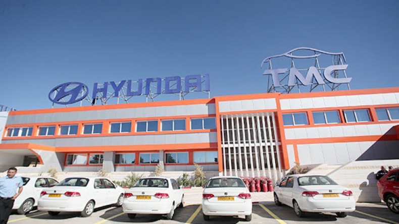 قاعة عرض جديدة لشاحنات وحافلات هيونداي الجزائرية بباب الزوار