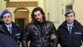 إيقاف دولي إيطالي سابق يملك مزرعة لـ “الماريخوانا”