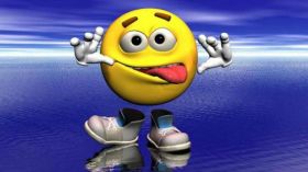 فتاة تستفز الشباب وتثير ضجة على مواقع التواصل الاجتماعي