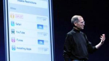 Apple's new iPhone 3G sells out within hours of going online