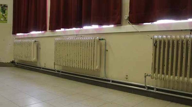 67 بالمائة من المدارس دون تدفئة وتلاميذ يدرسون في “ثلاجات”