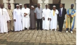 الإيفواريون يجنّدون الأئمة والرهبان حتى لا يتيه “قطيع الفيلة” في الأدغال!